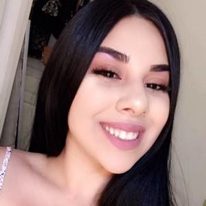 Meet your Posher, Ana